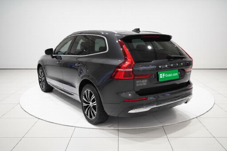 Used Volvo XC60 2022 B5 4x4 Smart Luxury Edition Rear Left 45 Deg