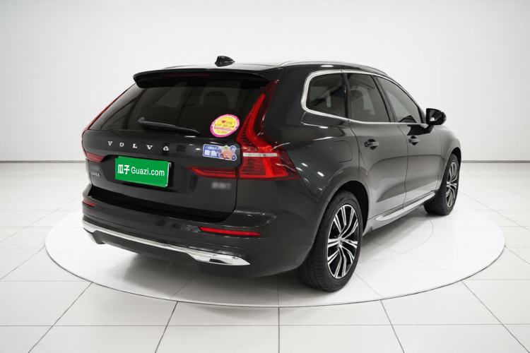 Used Volvo XC60 2022 B5 4x4 Smart Luxury Edition Rear Right 45 Deg