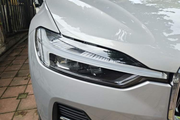 Used Volvo XC60 2022 B5 4x4 Zhiyi Luxury Edition Right Front Headlight