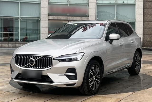 Used Volvo XC60 2022 B5 4x4 Smart Luxury Edition