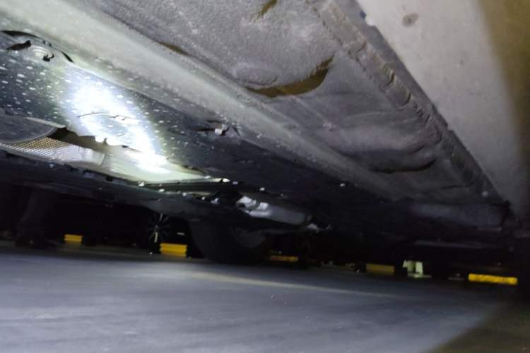 Used Volvo XC60 2022 B5 4x4 Zhiyi Luxury Edition Chassis Front Left
