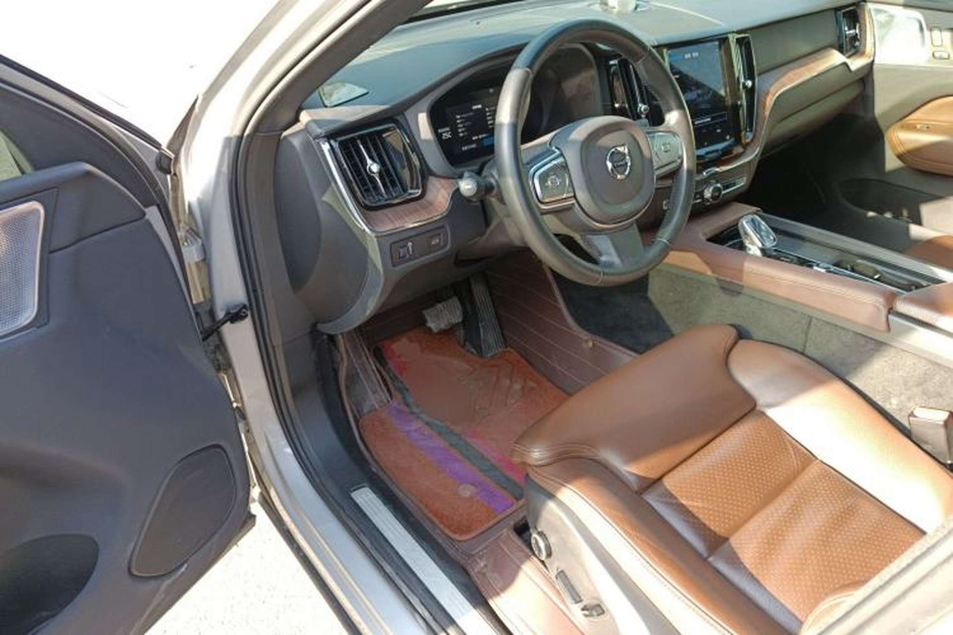 Used Volvo XC60 2022 B5 4x4 Zhiya Luxury Edition Driver Seat
