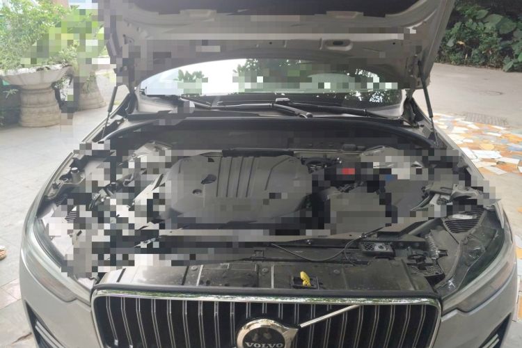 Used Volvo XC60 2022 B5 4x4 Smart Luxury Edition Engine Bay