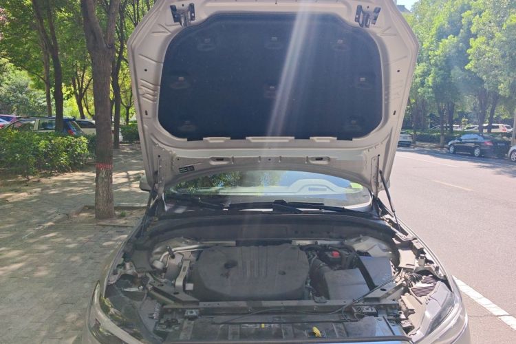 Used Volvo XC60 2022 B5 4x4 Zhiyi Luxury Edition Engine Bay