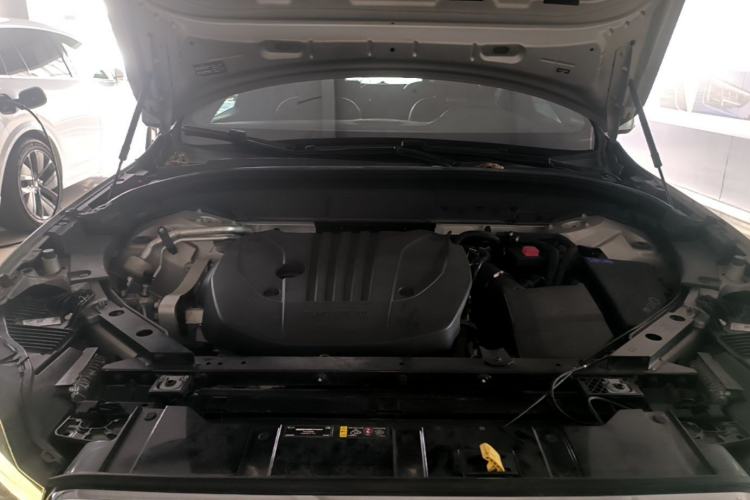 Used Volvo XC60 2022 B5 4x4 Smart Luxury Edition Engine Bay