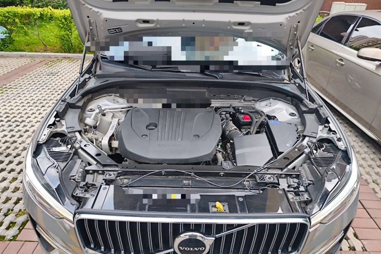 Used Volvo XC60 2022 B5 4x4 Zhiyi Luxury Edition Engine Bay