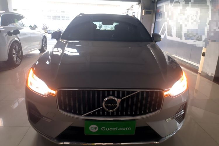 Used Volvo XC60 2022 B5 4x4 Smart Luxury Edition Front