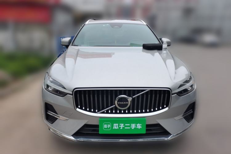 Used Volvo XC60 2022 B5 4x4 Smart Luxury Edition Front