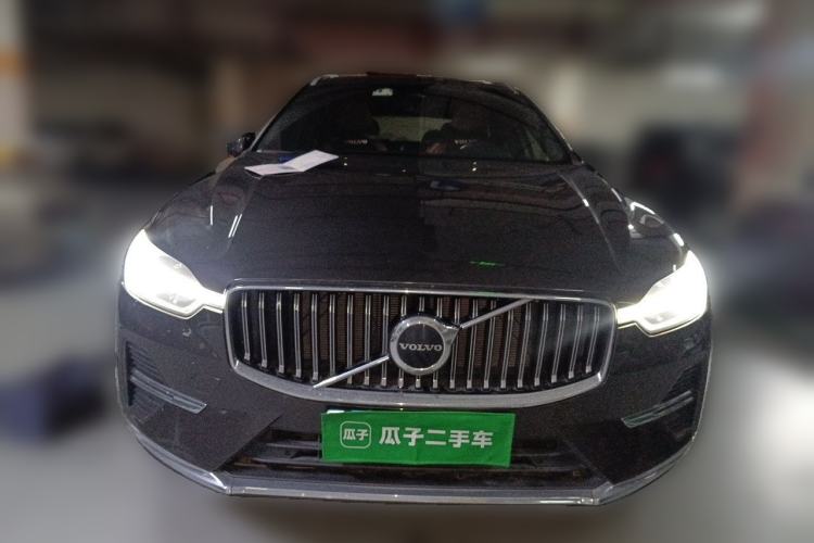 Used Volvo XC60 2022 B5 4x4 Smart Luxury Edition Front