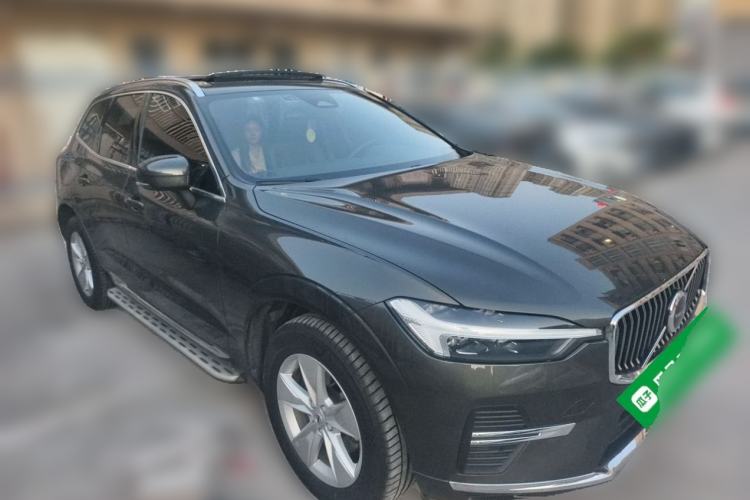 Used Volvo XC60 2022 B5 4x4 Zhiyi Luxury Edition Front Right 45 Deg