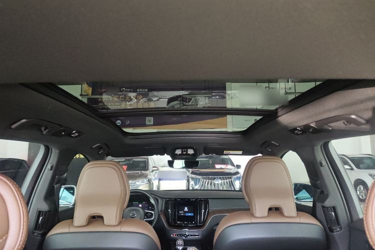 Used Volvo XC60 2022 B5 4x4 Zhiya Luxury Edition Headliner