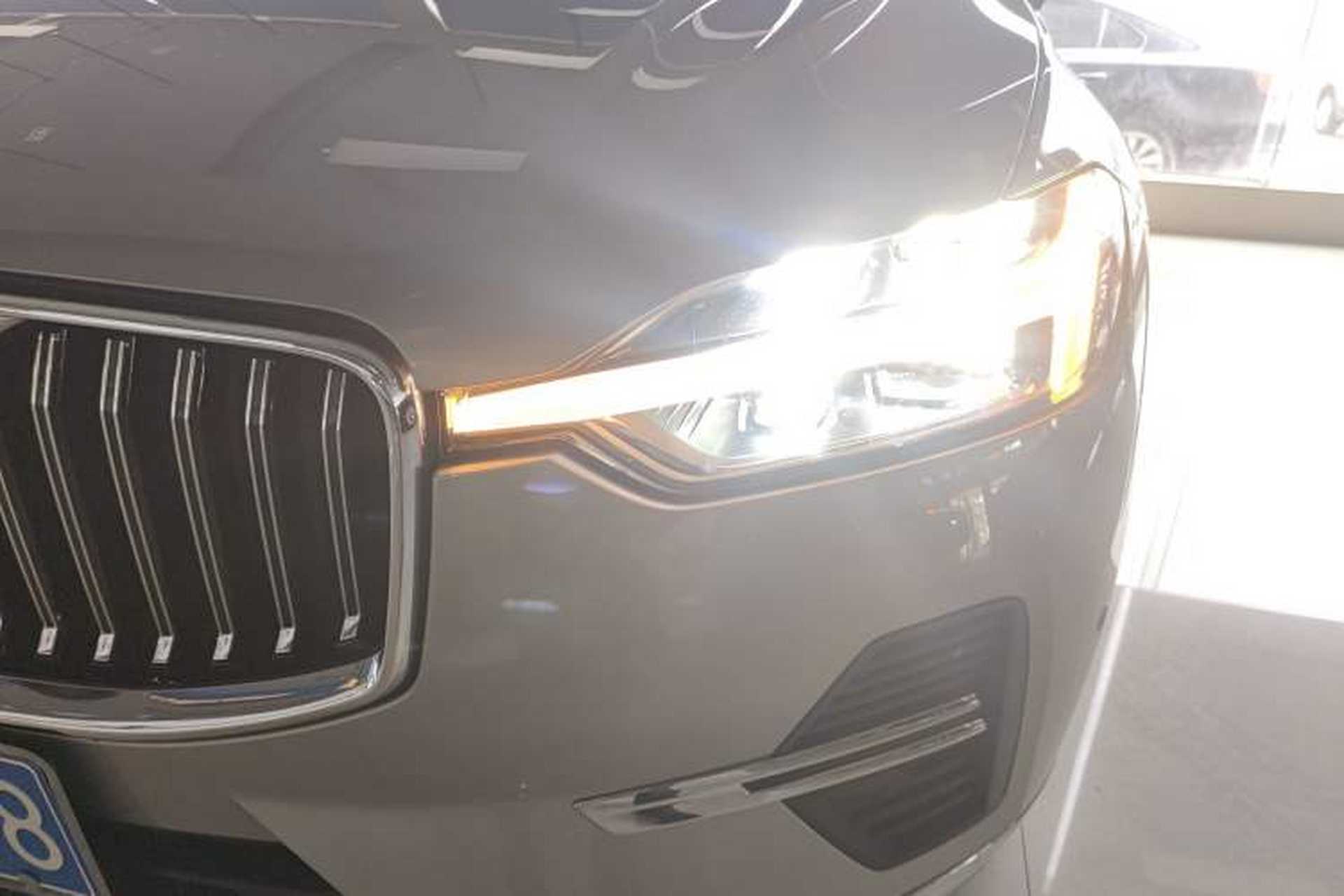 Used Volvo XC60 2022 B5 4x4 Zhiya Luxury Edition Left Front Headlight