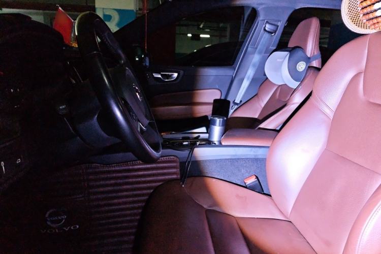 Used Volvo XC60 2022 B5 4x4 Zhiyi Luxury Edition Left Front Seat