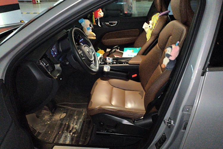 Used Volvo XC60 2022 B5 4x4 Zhiyi Luxury Edition Left Front Seat