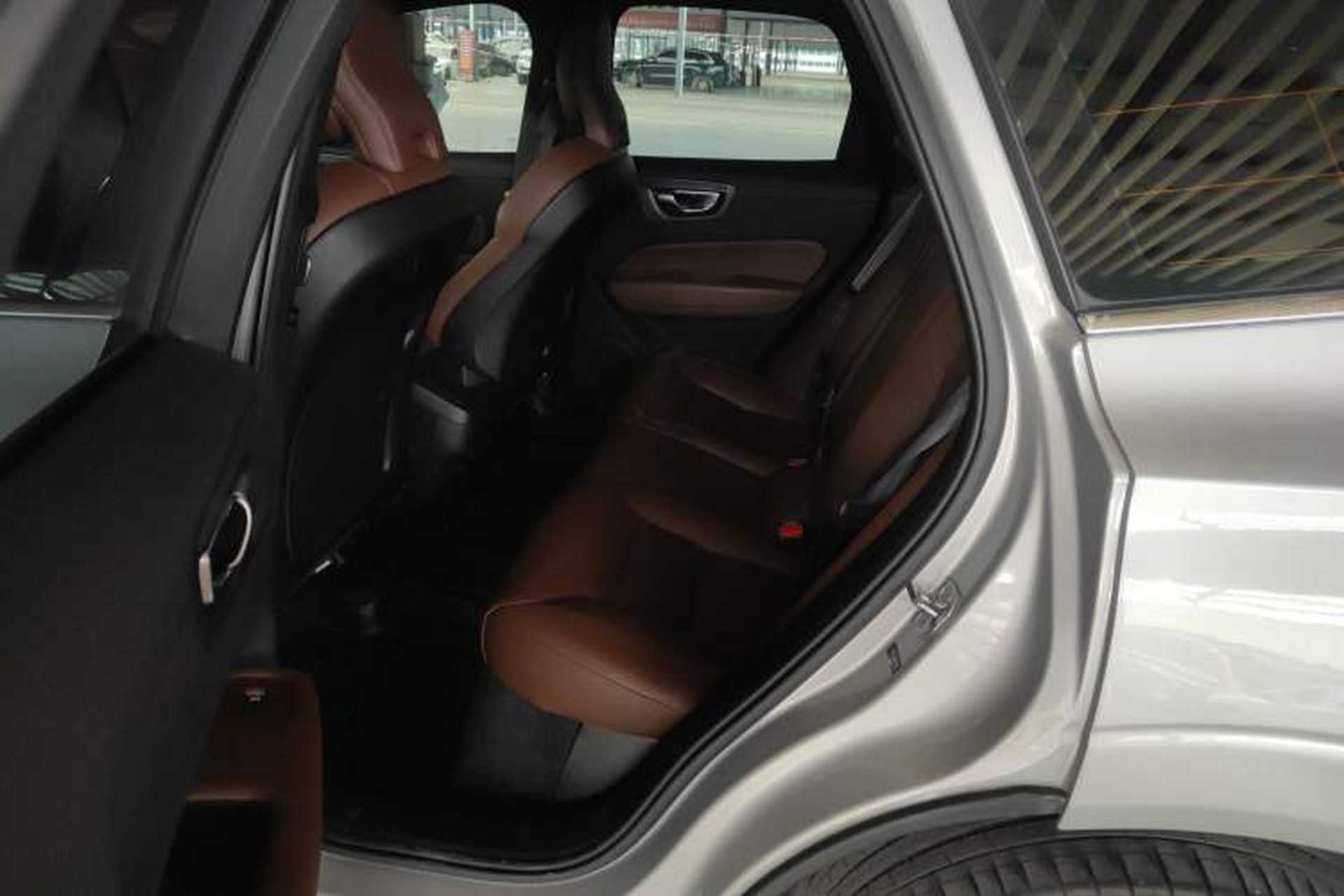 Used Volvo XC60 2022 B5 4x4 Smart Luxury Edition Left Rear Seat