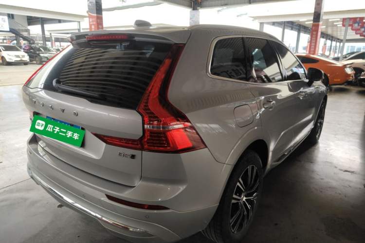 Used Volvo XC60 2022 B5 4x4 Smart Luxury Edition Rear Right 45 Deg