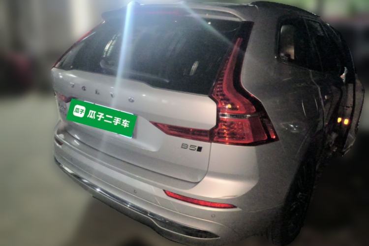 Used Volvo XC60 2022 B5 4x4 Smart Luxury Edition Rear Right 45 Deg