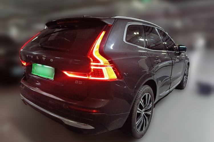 Used Volvo XC60 2022 B5 4x4 Smart Luxury Edition Rear Right 45 Deg