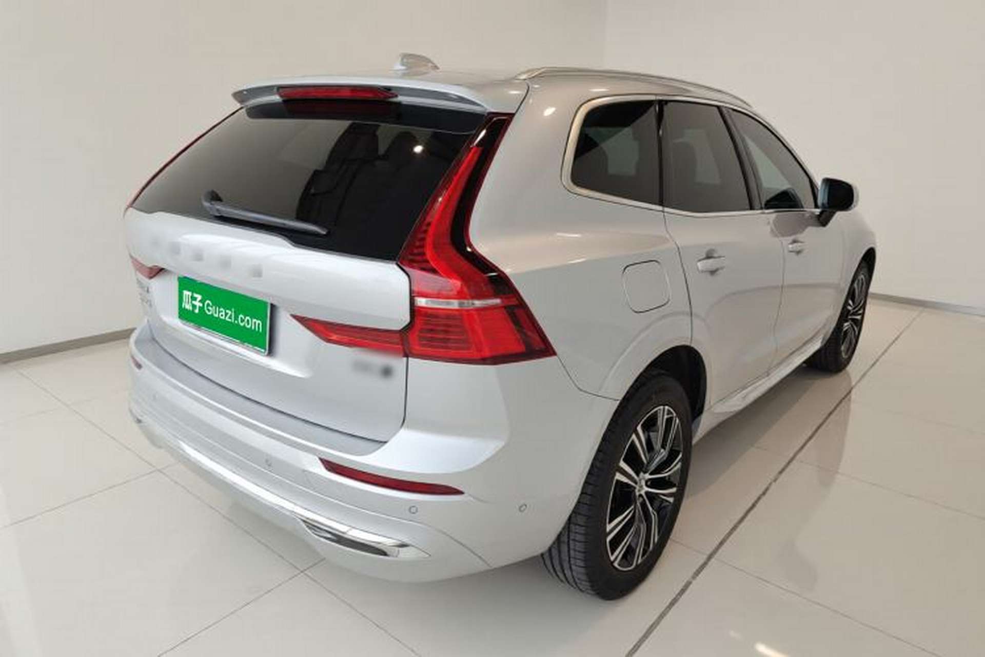 Used Volvo XC60 2022 B5 4x4 Zhiya Luxury Edition Rear Right 45 Deg