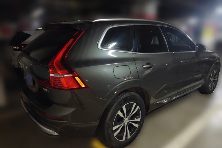 Used Volvo XC60 2022 B5 4x4 Zhiyi Sport Edition Rear Right 45 Deg