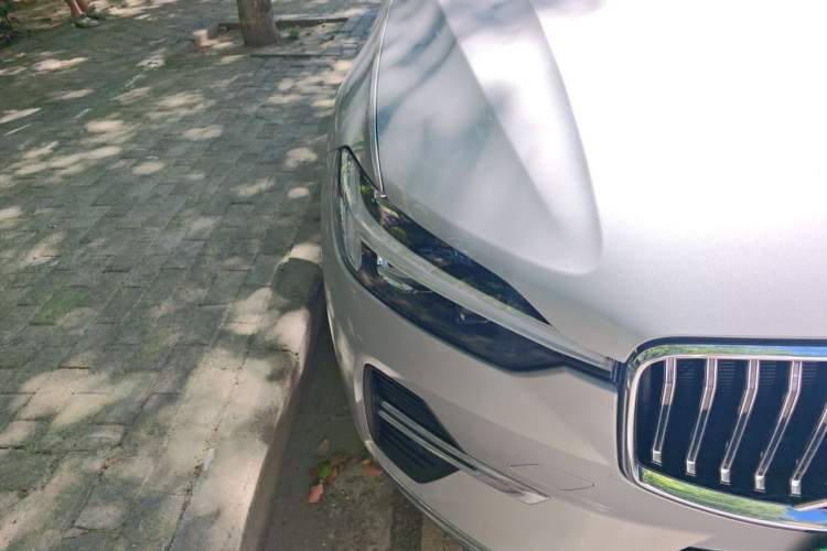 Used Volvo XC60 2022 B5 4x4 Zhiyi Luxury Edition Right Front Headlight