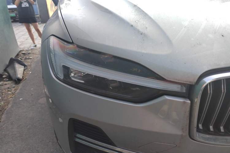Used Volvo XC60 2022 B5 4x4 Zhiyi Luxury Edition Right Front Headlight