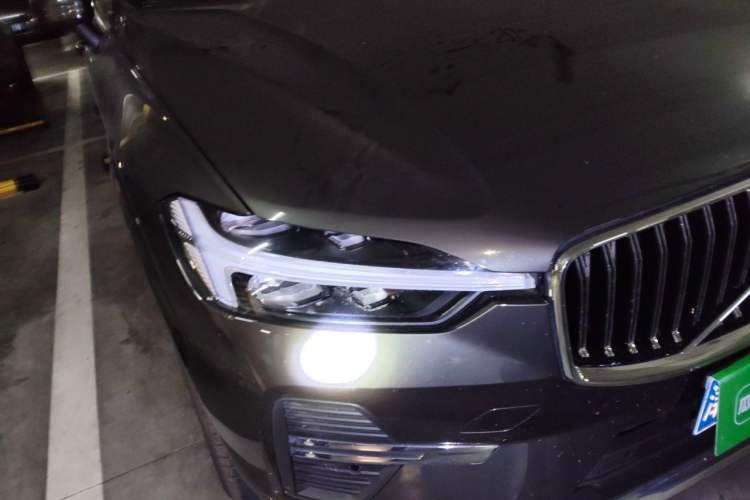 Used Volvo XC60 2022 B5 4x4 Zhiyi Luxury Edition Right Front Headlight