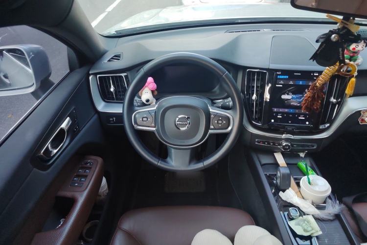 Used Volvo XC60 2022 B5 4x4 Zhiyi Luxury Edition Steering Wheel
