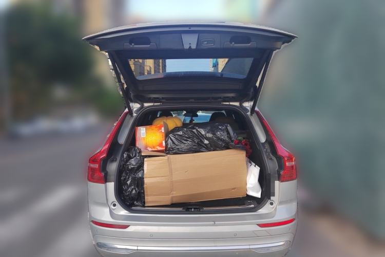Used Volvo XC60 2022 B5 4x4 Zhiyi Luxury Edition Trunk