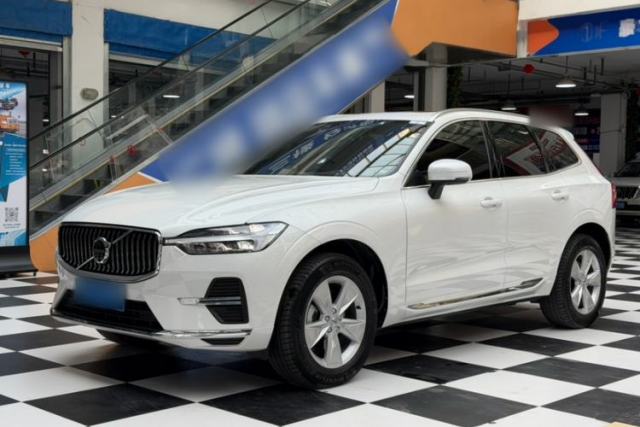 Used Volvo XC60 2022 B5 4x4 Zhiyi Luxury Edition