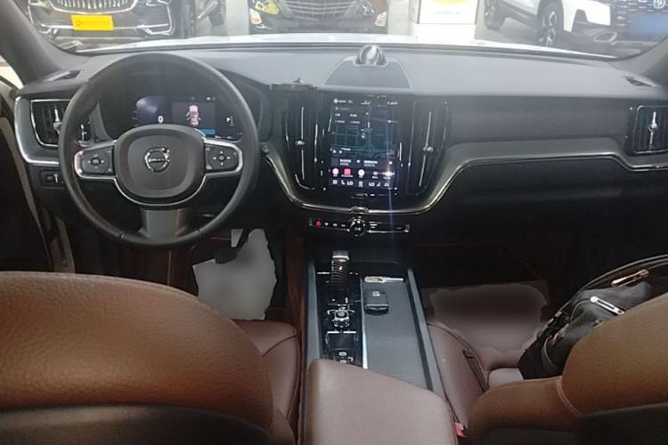 Used Volvo XC60 2022 B5 4x4 Zhiyi Luxury Edition Center Console