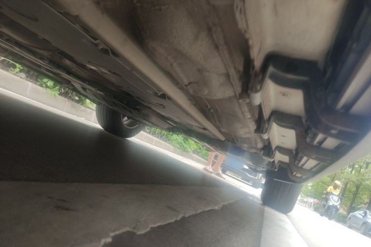 Used Volvo XC60 2022 B5 4x4 Zhiyi Luxury Edition Chassis Front Left