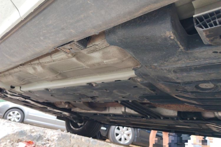 Used Volvo XC60 2022 B5 4x4 Zhiyi Luxury Edition Chassis Rear Left