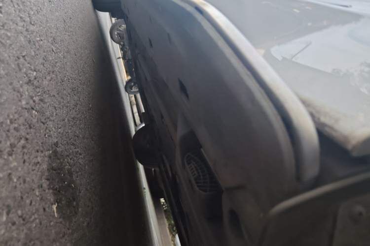 Used Volvo XC60 2022 B5 4x4 Zhiyi Luxury Edition Chassis Rear Left