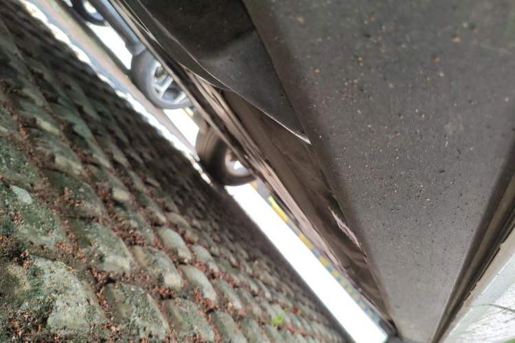 Used Volvo XC60 2022 B5 4x4 Zhiyi Luxury Edition Chassis Rear Right