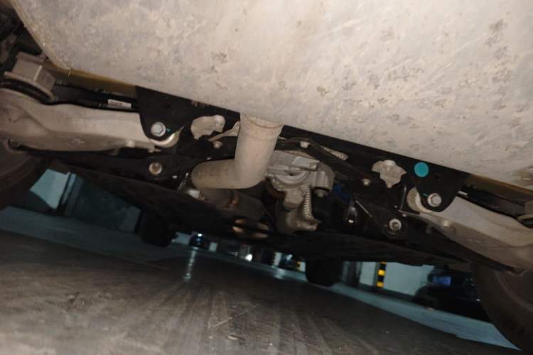 Used Volvo XC60 2022 B5 4x4 Zhiyi Luxury Edition Chassis Rear