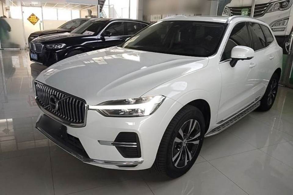 Volvo XC60 2022