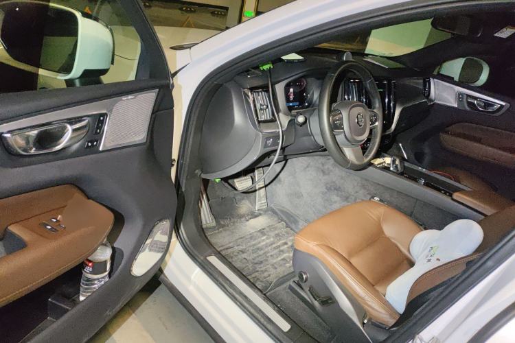 Used Volvo XC60 2022 B5 4x4 Zhiyi Luxury Edition Driver Seat