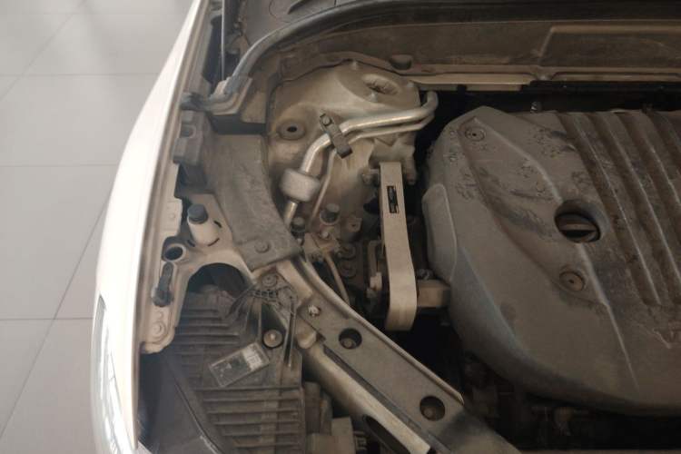 Used Volvo XC60 2022 B5 4x4 Zhiyi Luxury Edition Engine Bay Right