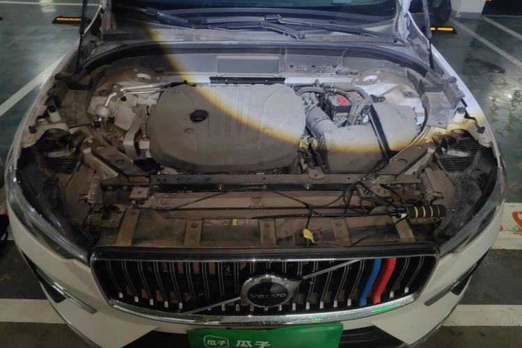 Used Volvo XC60 2022 B5 4x4 Smart Luxury Edition Engine Bay