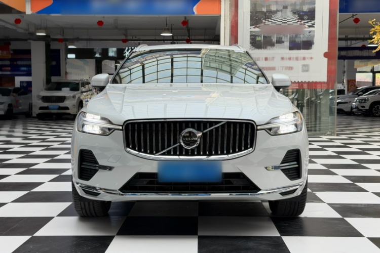 Used Volvo XC60 2022 B5 4x4 Zhiyi Luxury Edition Exterior 1
