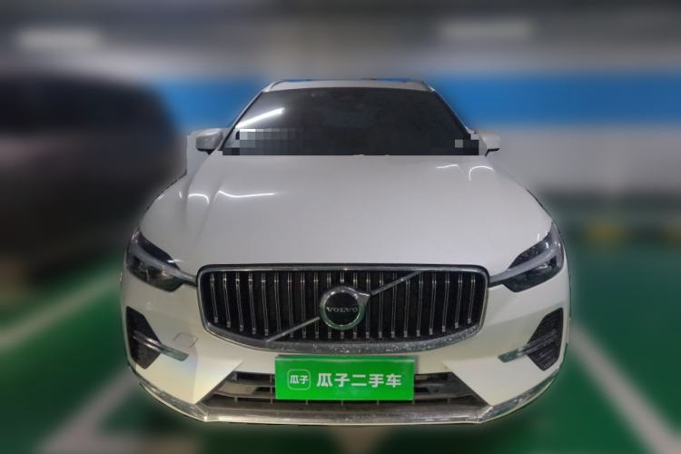Used Volvo XC60 2022 B5 4x4 Smart Luxury Edition Exterior 1