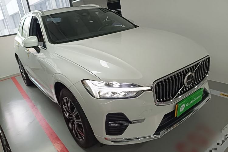 Used Volvo XC60 2022 B5 4x4 Smart Luxury Edition Exterior 1