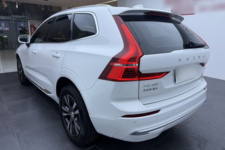 Used Volvo XC60 2022 B5 4x4 Zhiyi Luxury Edition Exterior 1