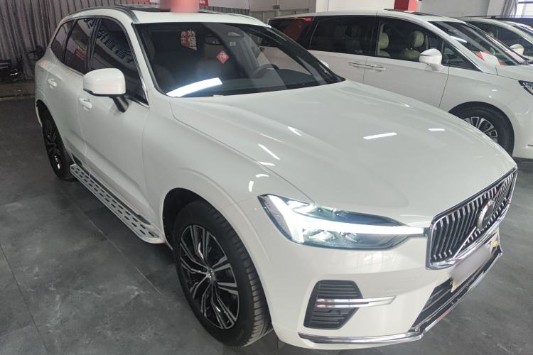 Used Volvo XC60 2022 B5 4x4 Smart Luxury Edition Exterior 1