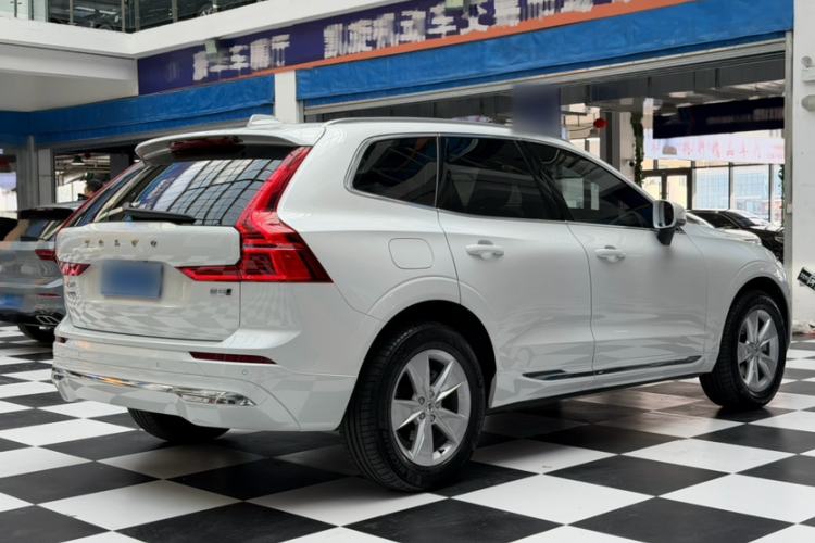 Used Volvo XC60 2022 B5 4x4 Zhiyi Luxury Edition Exterior 2