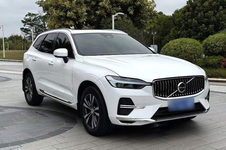 Used Volvo XC60 2022 B5 4x4 Zhiyi Luxury Edition Exterior 2