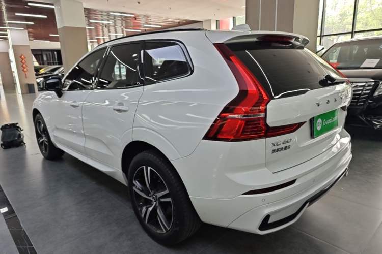 Used Volvo XC60 2022 B5 4x4 Smart & Advanced Sport Edition Exterior 2