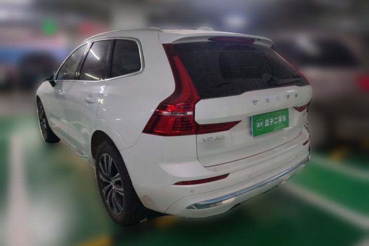 Used Volvo XC60 2022 B5 4x4 Smart Luxury Edition Exterior 3