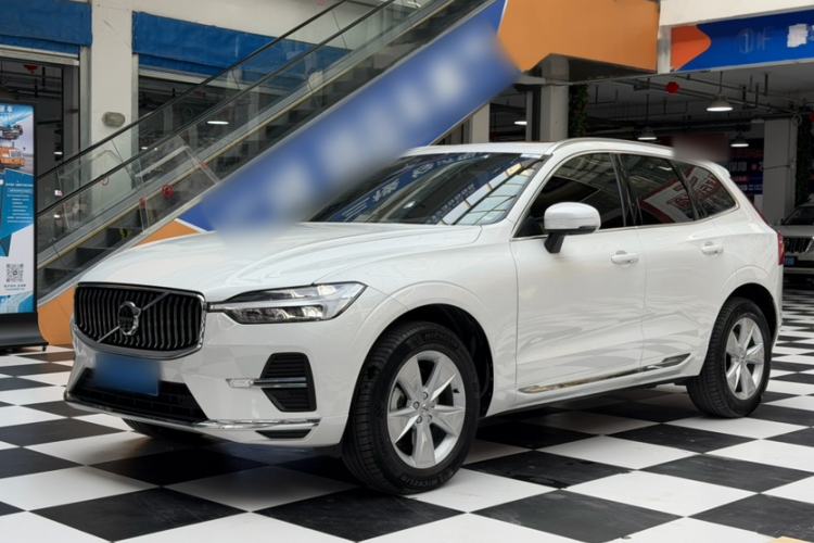 Used Volvo XC60 2022 B5 4x4 Zhiyi Luxury Edition Exterior 4